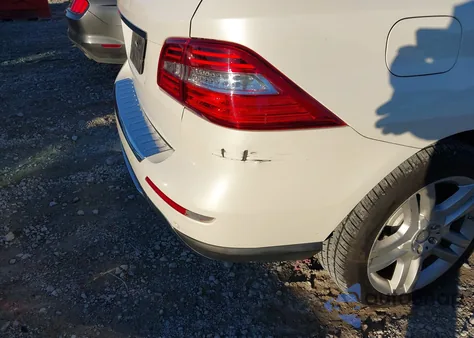 2015 Mercedes-Benz Ml 350 z USA, uszkodzony, nr VIN 4JGDA5JBXFA572980